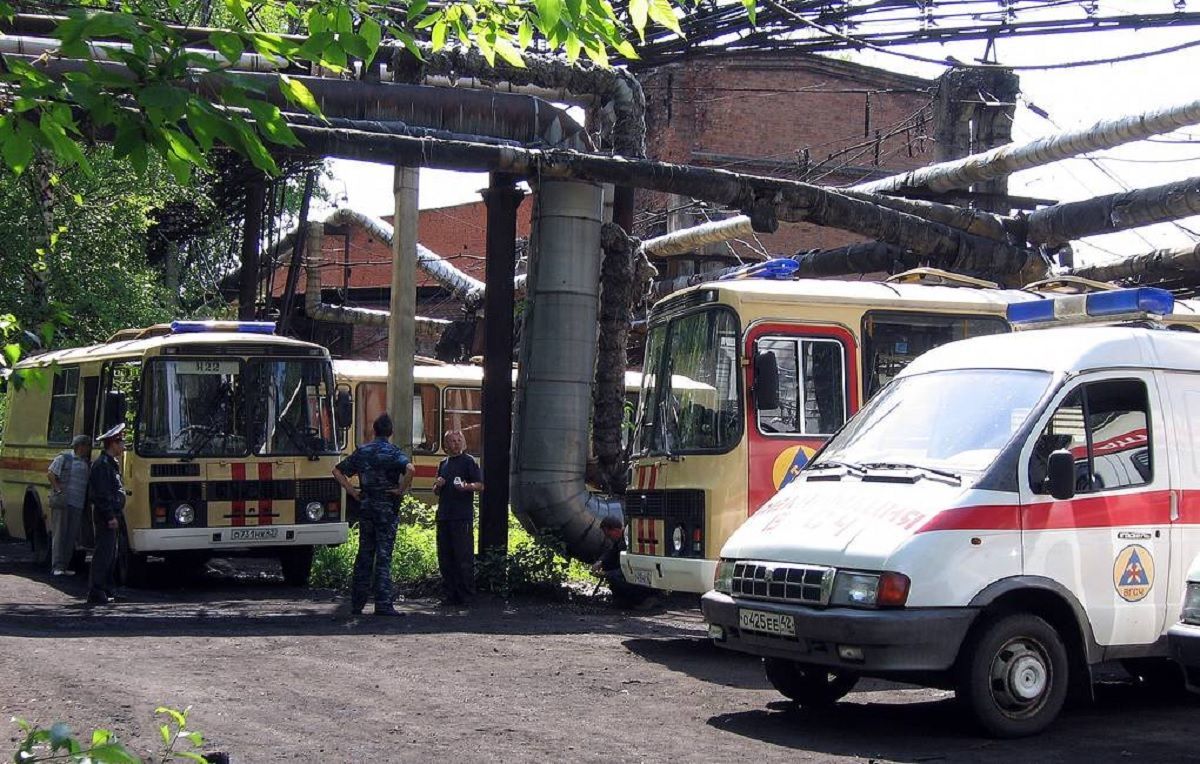 На Кузбасі у РФ стався обвал у шахті 14.09.2020: є загиблий На Кузбасі у РФ стався обвал у шахті 14.09.2020: є загиблий