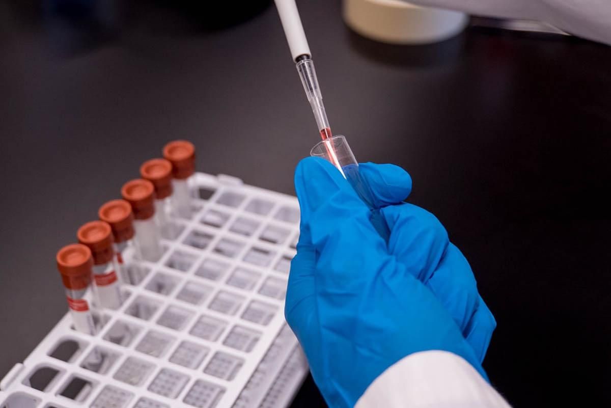 Ученые из Львова выиграли грант на создание вакцины против COVID-19