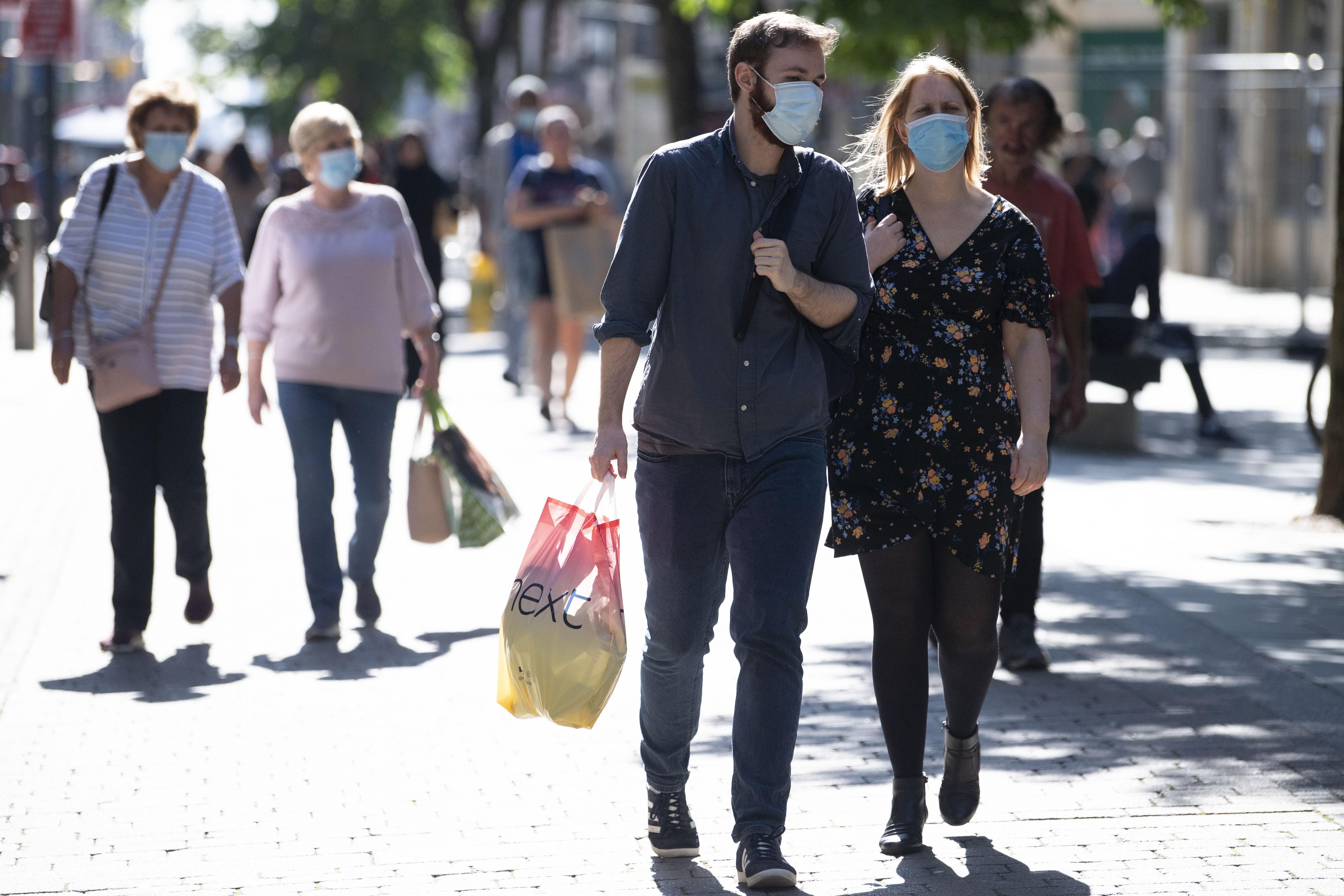 Червона зона Тернопіль: кількість хворих зростає, лікарні переповнені Червона зона Тернопіль: кількість хворих зростає, лікарні переповнені