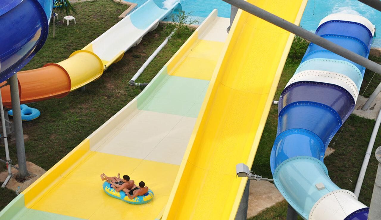 У Кирилівці хлопчик розбив голову на атракціоні У Кирилівці хлопчик розбив голову на атракціоні