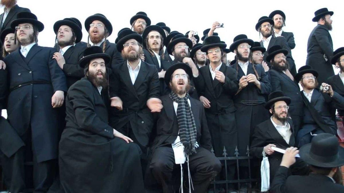 В Умани 14 сентября вспыхнул конфликт между хасидами и местными В Умани 14 сентября вспыхнул конфликт между хасидами и местными