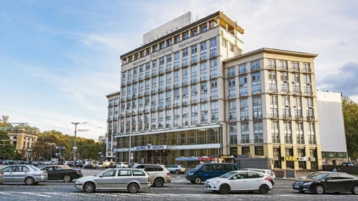 Понад мільярд гривень від продажу готелю Дніпро у бюджеті