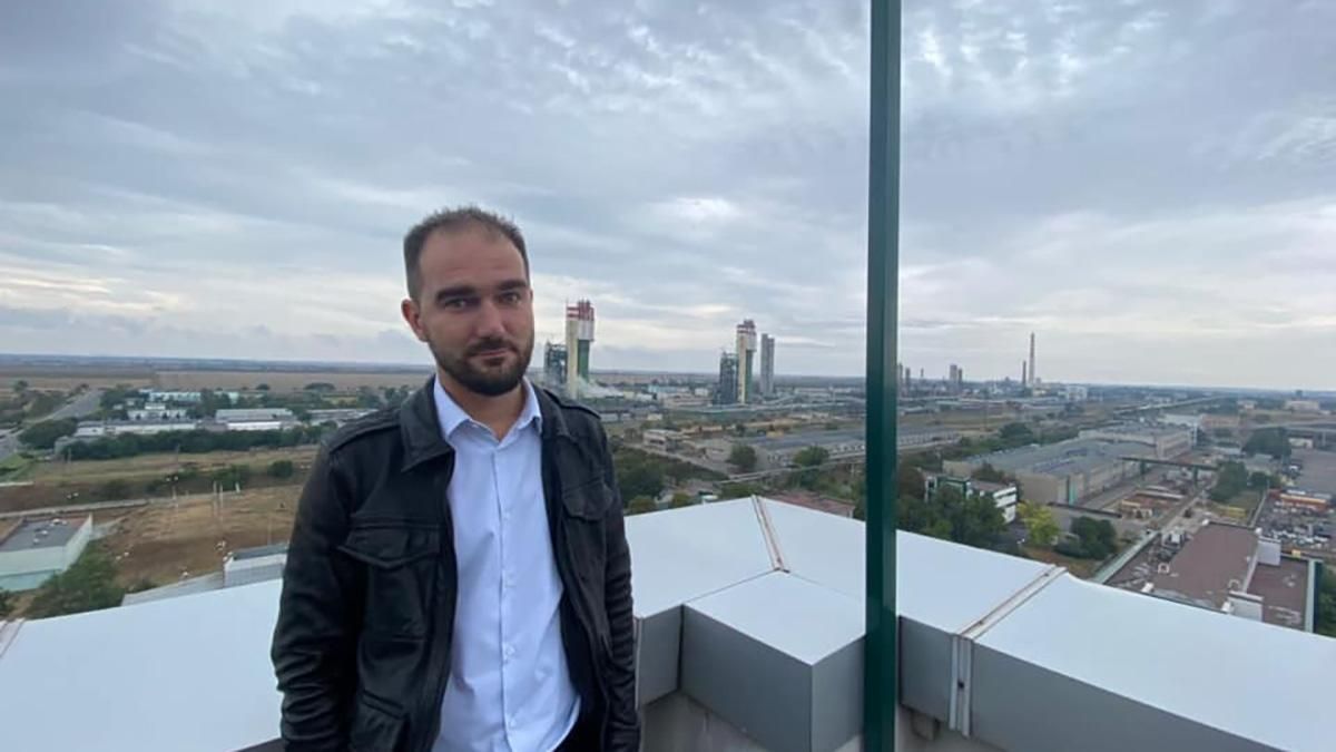 Помощнику Александра Юрченко сообщили о подозрении за взятки Помощнику Александра Юрченко сообщили о подозрении за взятки