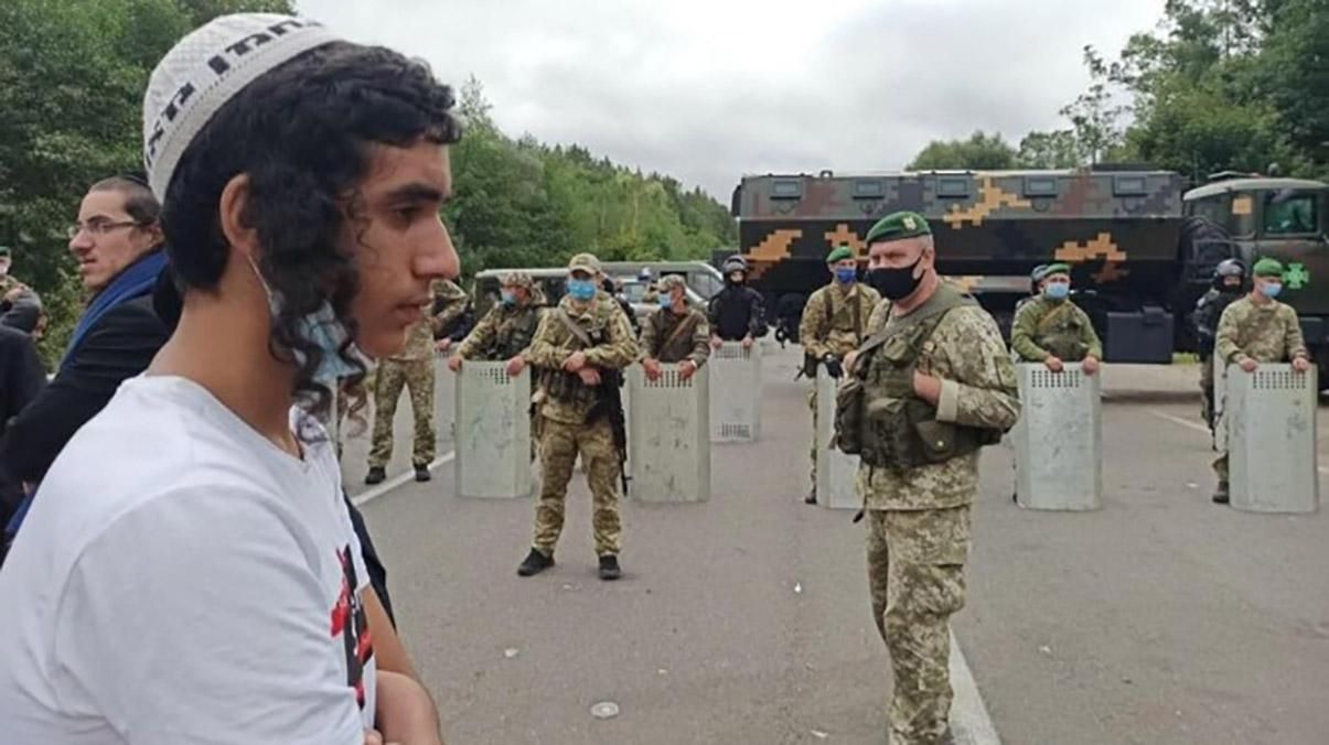Ситуация с хасидами на границе: паломников могли пригласить в Беларусь обманом, – Геращенко Ситуация с хасидами на границе: паломников могли пригласить в Беларусь обманом, – Геращенко
