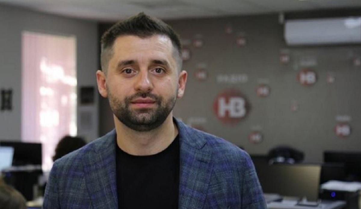 Арахамія: попри огріхи НАБУ, Венедіктовій варто було підписати підозру нардепу Юрченку Арахамія: попри огріхи НАБУ, Венедіктовій варто було підписати підозру нардепу Юрченку