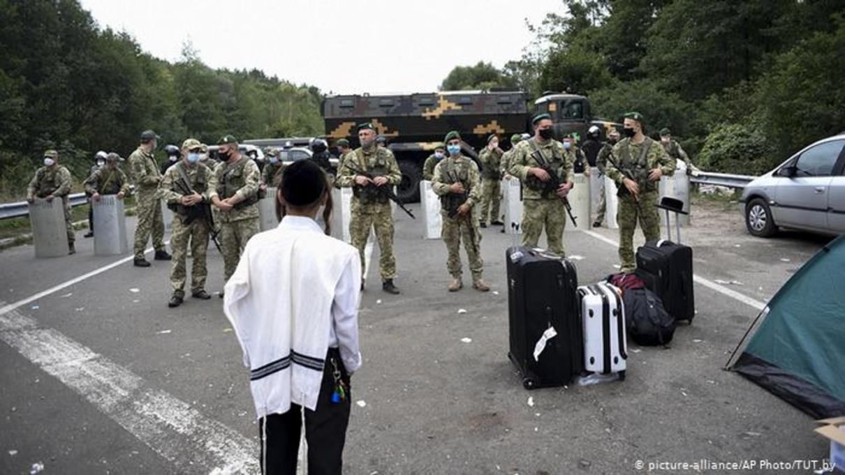 Необхідно спуститись на землю, – МЗС Білорусі просить Україну впустити хасидів Необхідно спуститись на землю, – МЗС Білорусі просить Україну впустити хасидів