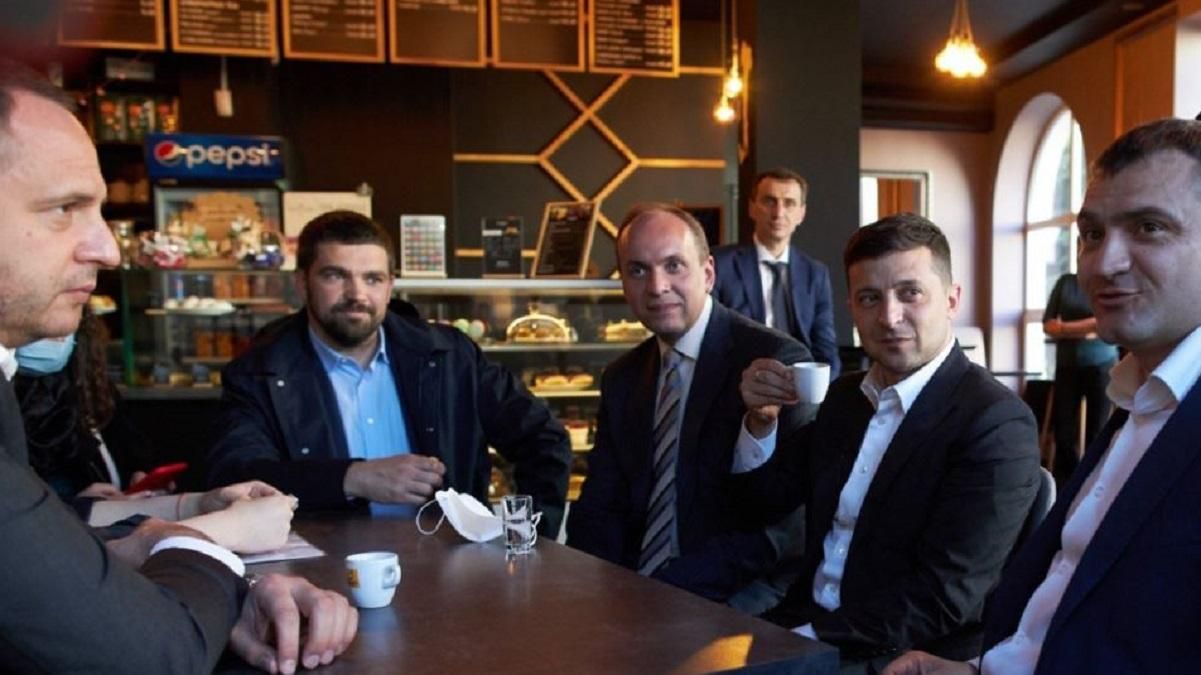 Штрафи Зеленського: Верховний суд вирішив звернутися до КСУ Штрафи Зеленського: Верховний суд вирішив звернутися до КСУ