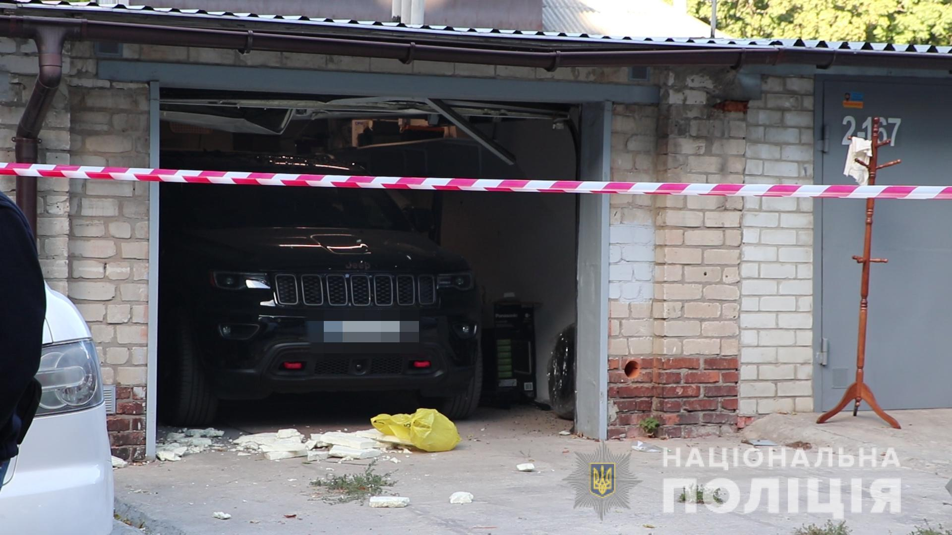 Чоловік підірвався на вибухівці у Харкові 18.09.2020: фото, відео Чоловік підірвався на вибухівці у Харкові 18.09.2020: фото, відео