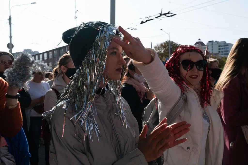 блискучий марш блискучий марш