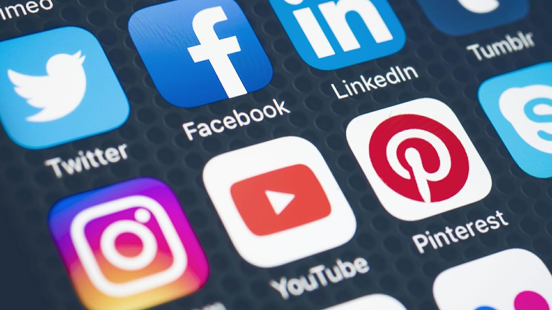 Собирали данные через камеру телефона: Facebook обвиняют в шпионаже за пользователями Собирали данные через камеру телефона: Facebook обвиняют в шпионаже за пользователями