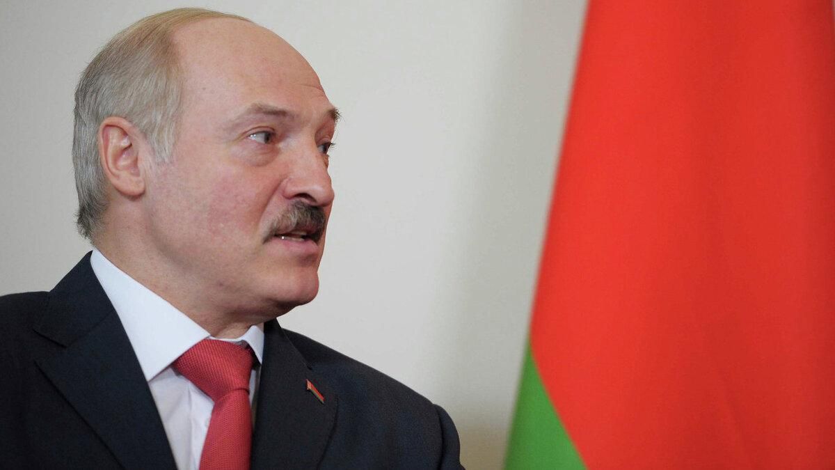 Беларусь как зеркало: что уберегло Украину от диктатуры