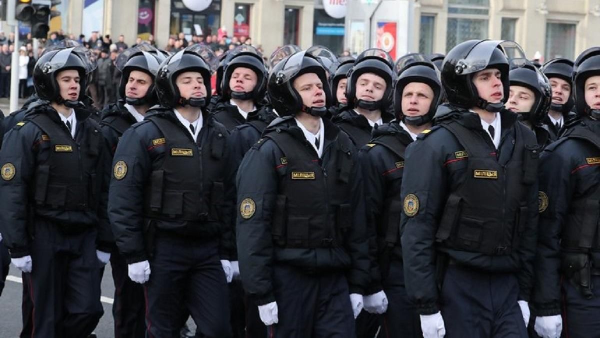 Після публікації особистих даних білоруські силовики масово обіцяють звільнитися