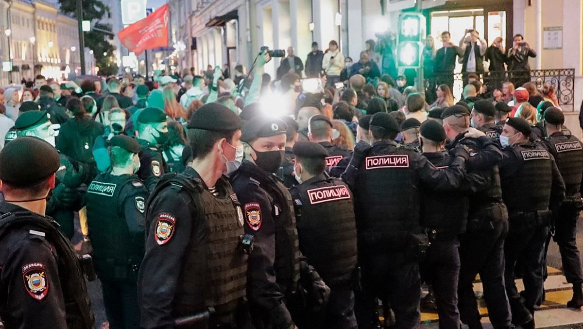 В Москве митинговали в поддержку Беларуси: есть задержанные, среди которых известная певица