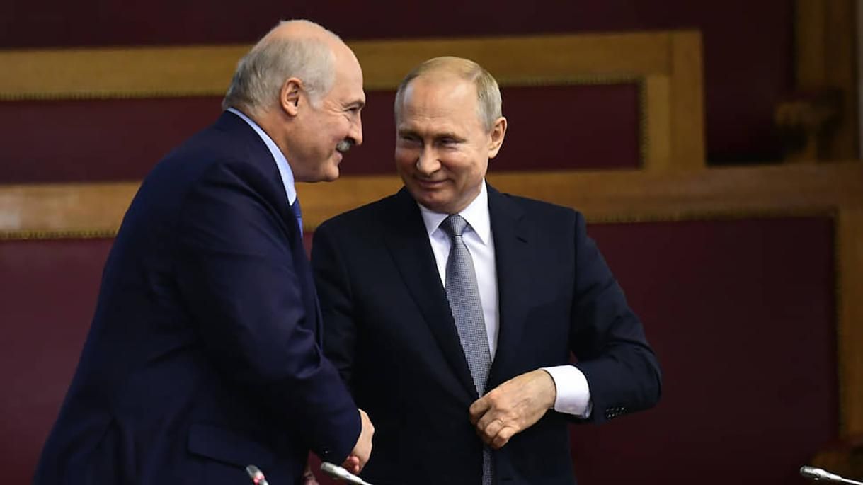 Путін не проти: у Кремлі підтримали запуск конституційної реформи в Білорусі