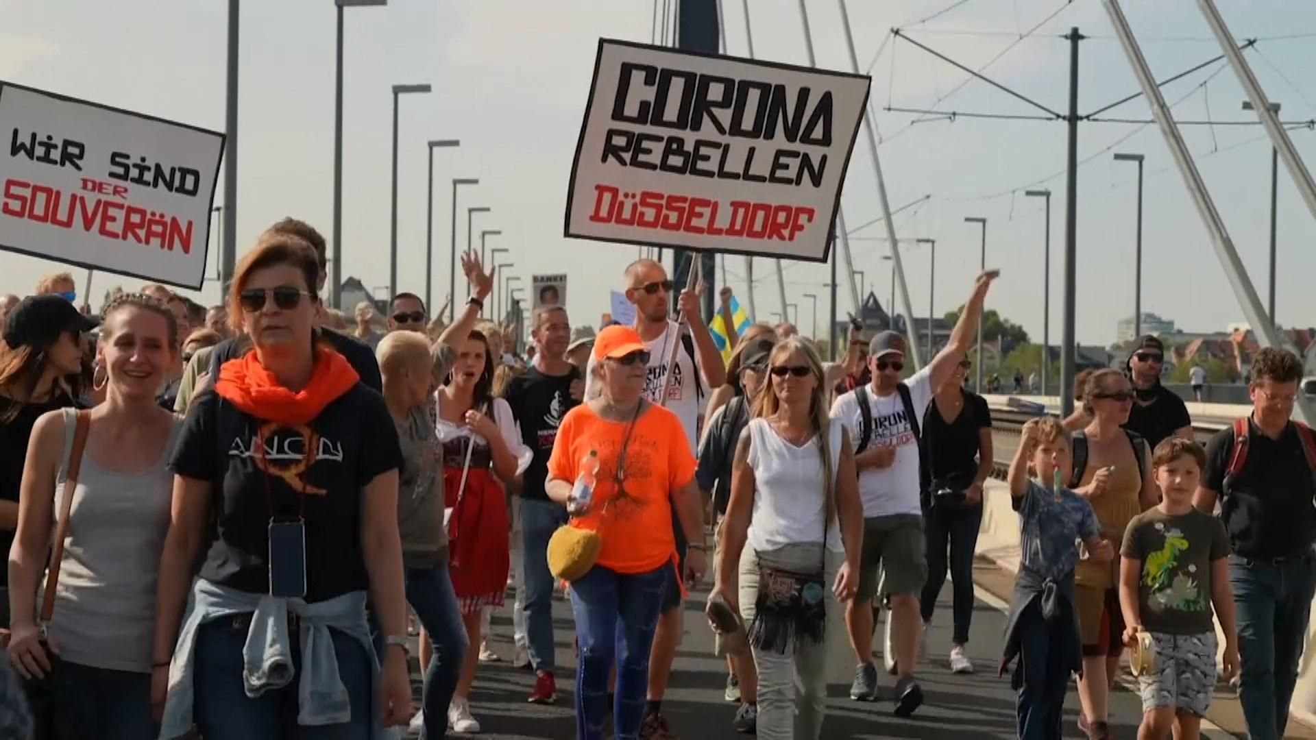 Протести проти карантину в Іспанії, Німеччині : фото, відео - 24 Канал