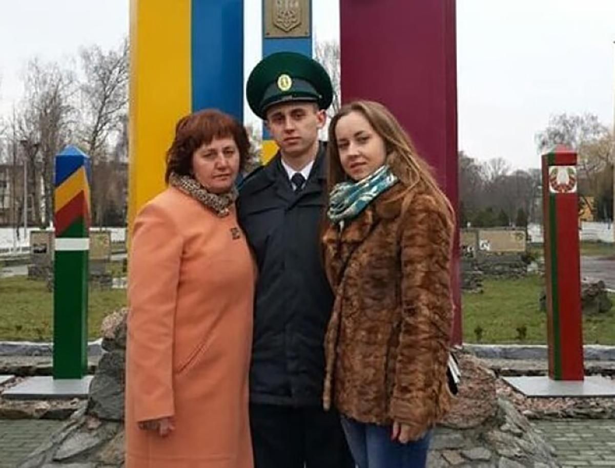 Мені соромно: прикордонник Шарун вибачився перед воїнами ЗСУ за те, що назвав їх свинями Мені соромно: прикордонник Шарун вибачився перед воїнами ЗСУ за те, що назвав їх свинями