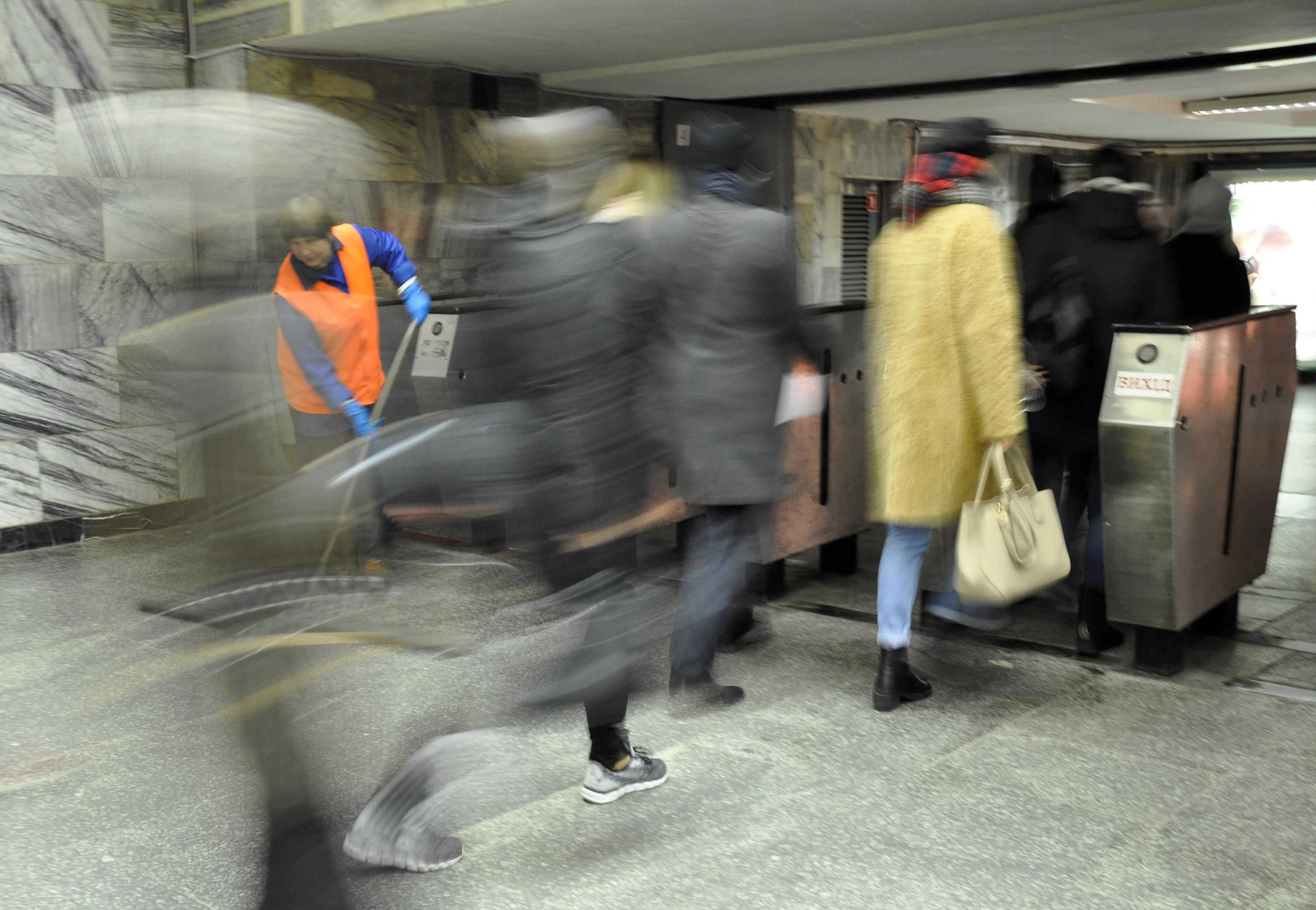 У київському метро знайшли невідомі світу бактерії:  що це означає