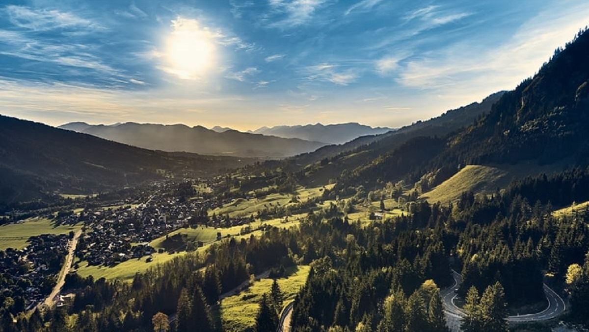 Експерти відзначають негативний вплив передвиборчих маніпуляцій на реальний стан екології країни Експерти відзначають негативний вплив передвиборчих маніпуляцій на реальний стан екології країни