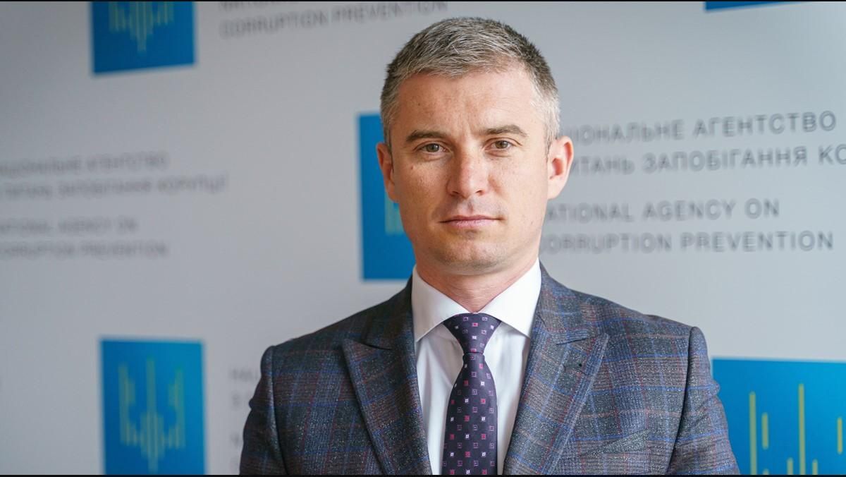 Глава НАЗК обвинил руководство ГБР в попытках давления Глава НАЗК обвинил руководство ГБР в попытках давления