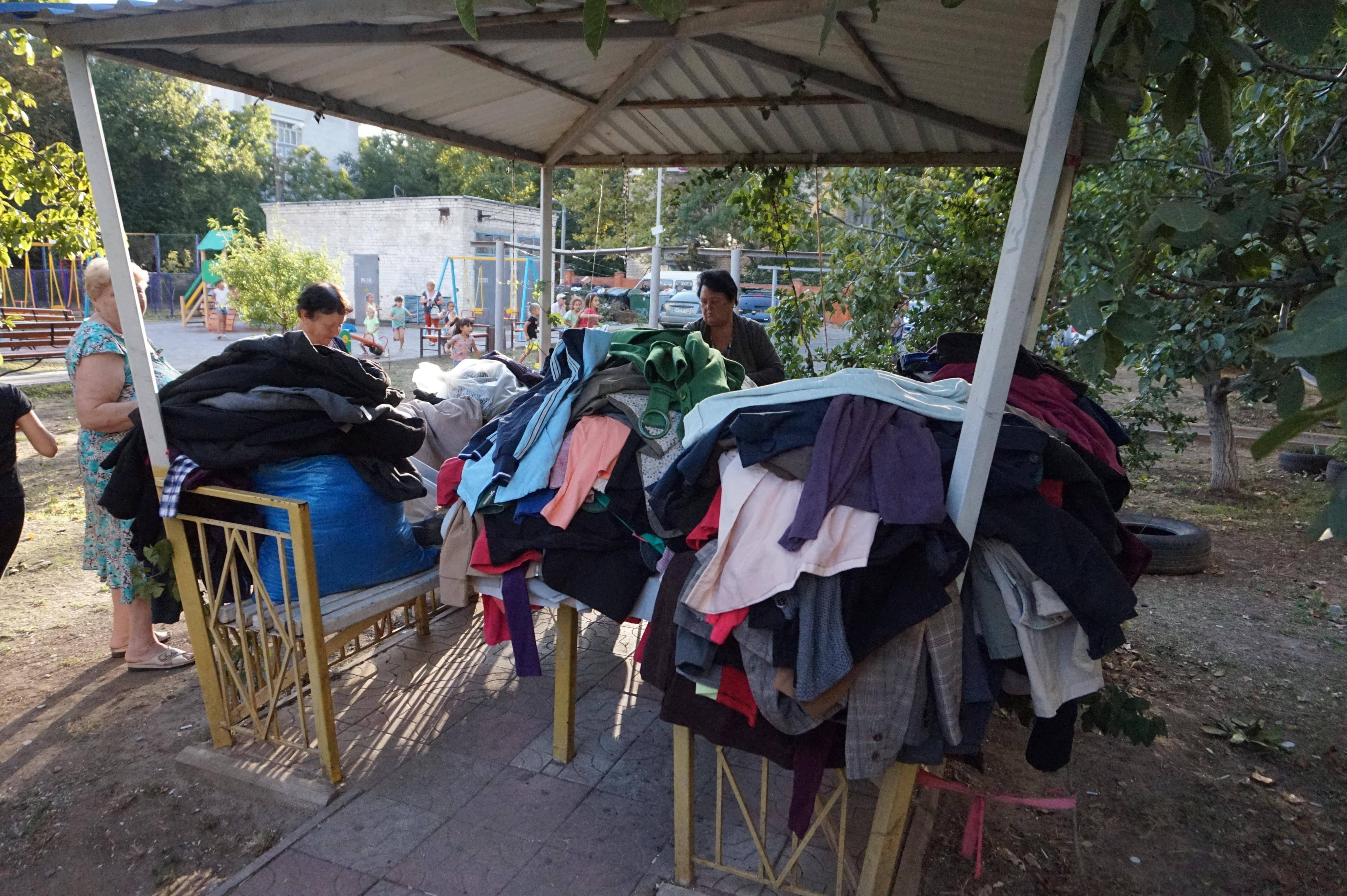 Місцеві вибори 2020: чим кандидати підкуповують виборців Місцеві вибори 2020: чим кандидати підкуповують виборців