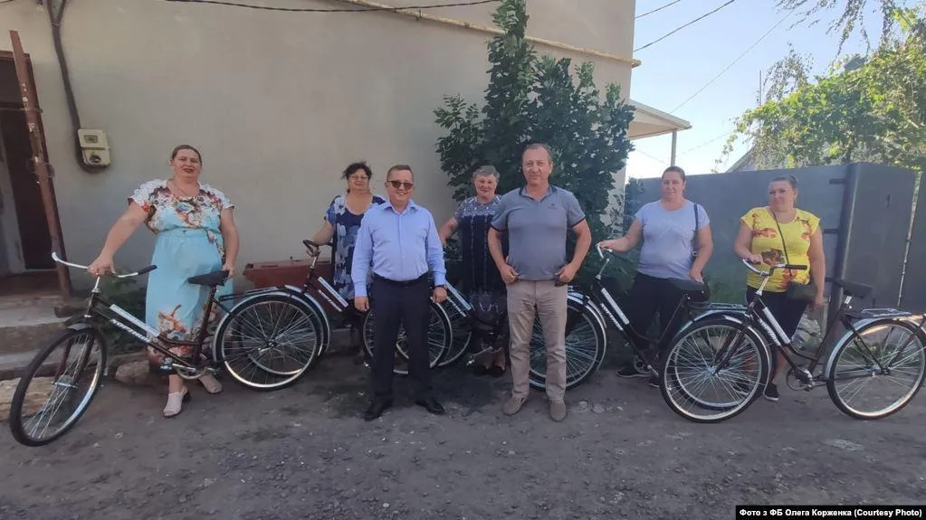 Як українців підкуповують перед місцевими виборами 2020 року Як українців підкуповують перед місцевими виборами 2020 року