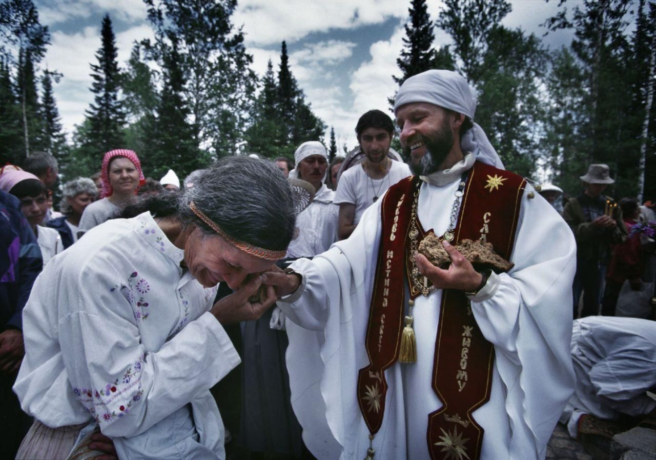В России ФСБ задержала руководство Церкви последнего завета: видео В России ФСБ задержала руководство Церкви последнего завета: видео