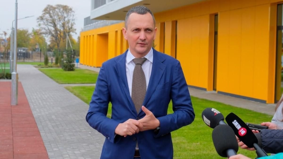 Юрій Голик про "Велике будівництво": Коли в селі будується дорога, змінюється життя Юрій Голик про "Велике будівництво": Коли в селі будується дорога, змінюється життя