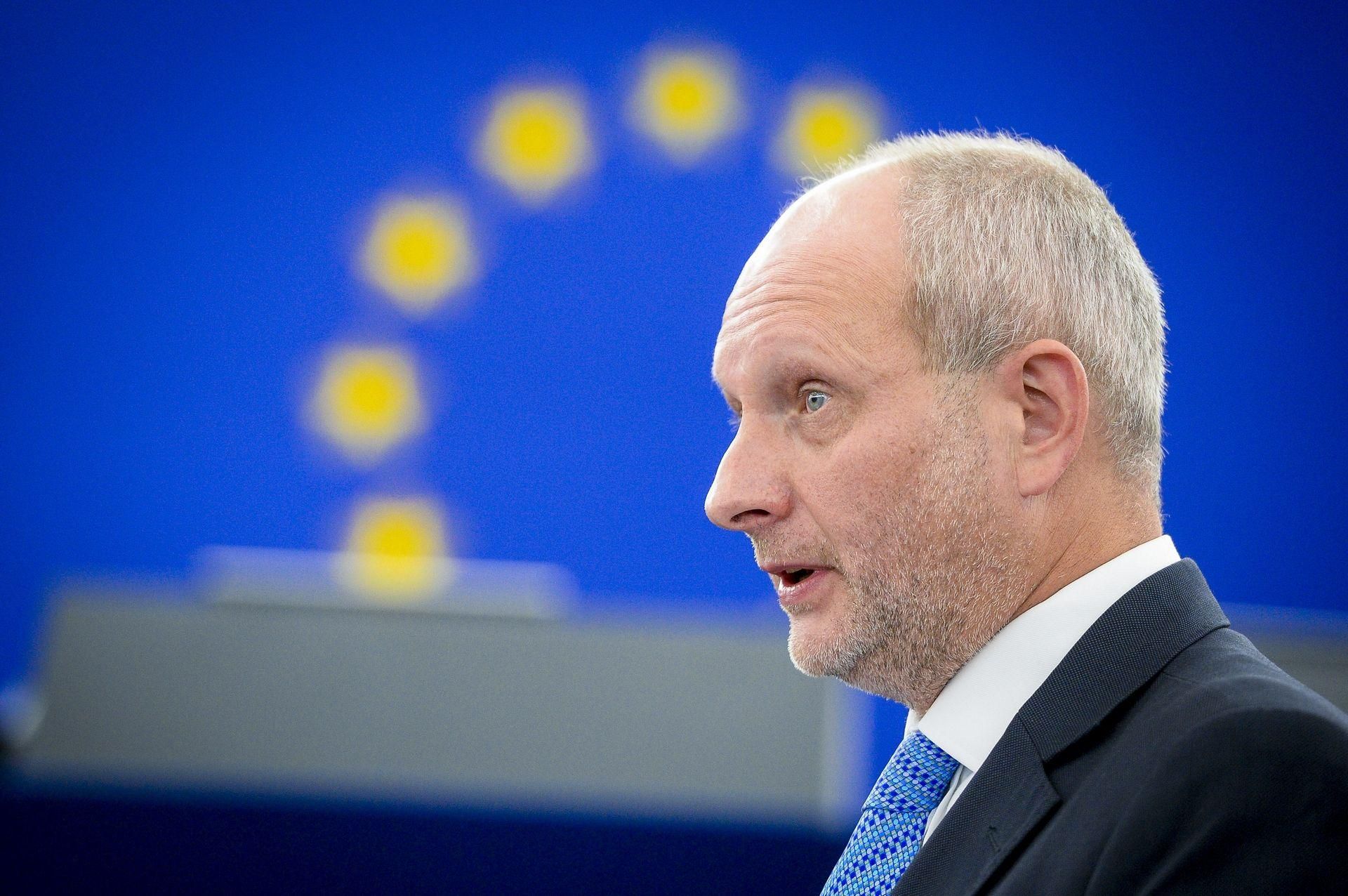 Посол ЄС розповів про загрозу скасування безвізу з Україною