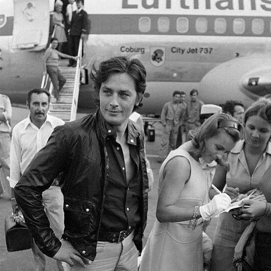 Ален Делон особисто зустрів Ромі перед зйомками Ален Делон особисто зустрів Ромі перед зйомками