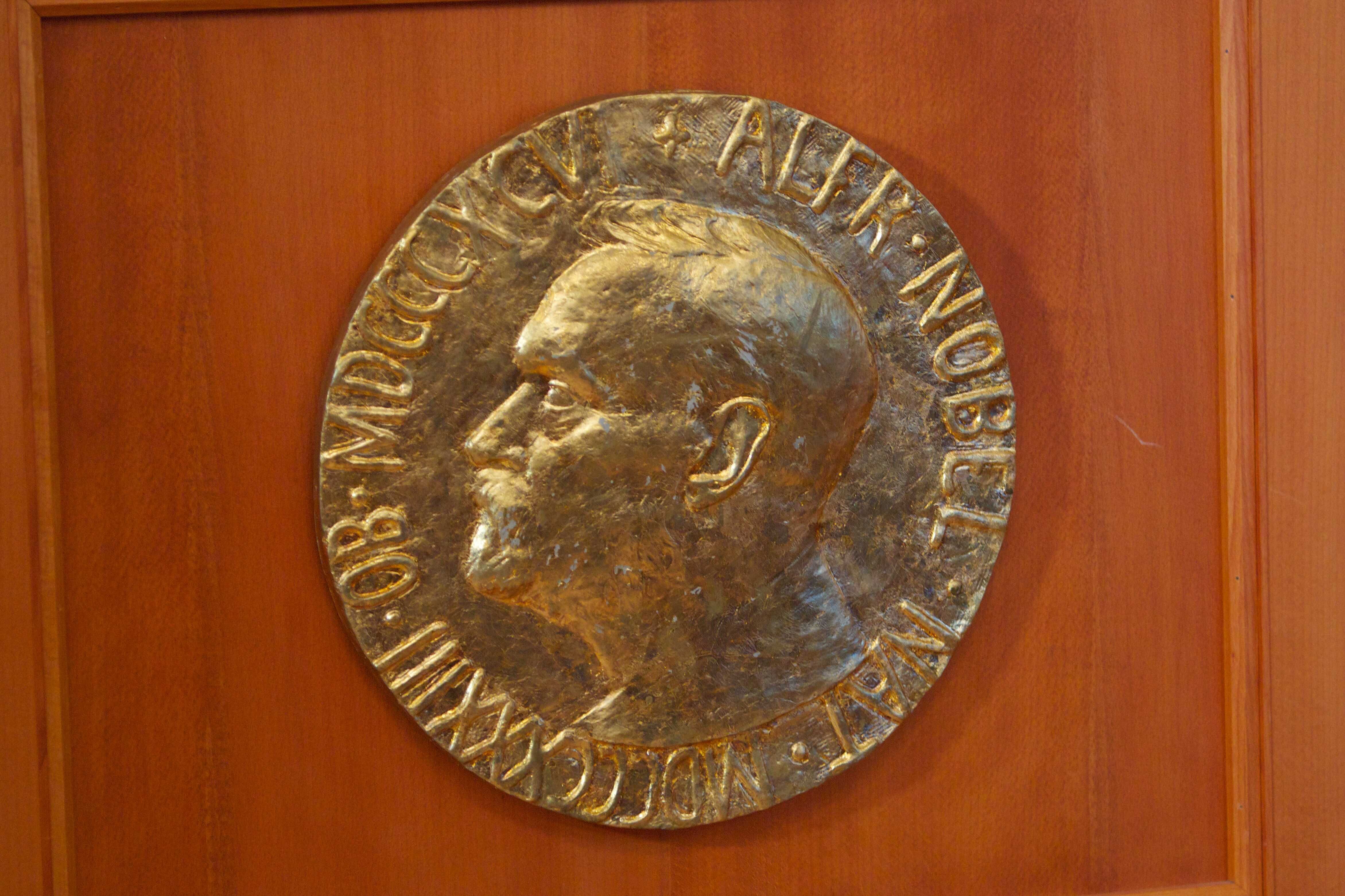 Церемония вручения Нобелевской премии в 2020 году будет онлайн Церемония вручения Нобелевской премии в 2020 году будет онлайн