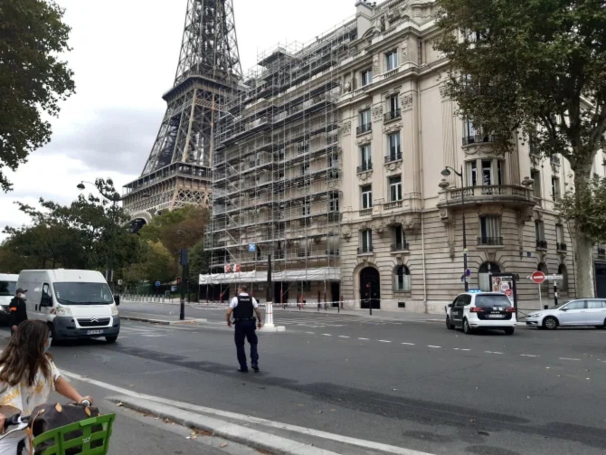 Замінування Ейфелевої вежі 23 вересня 2020: фото, відео Замінування Ейфелевої вежі 23 вересня 2020: фото, відео