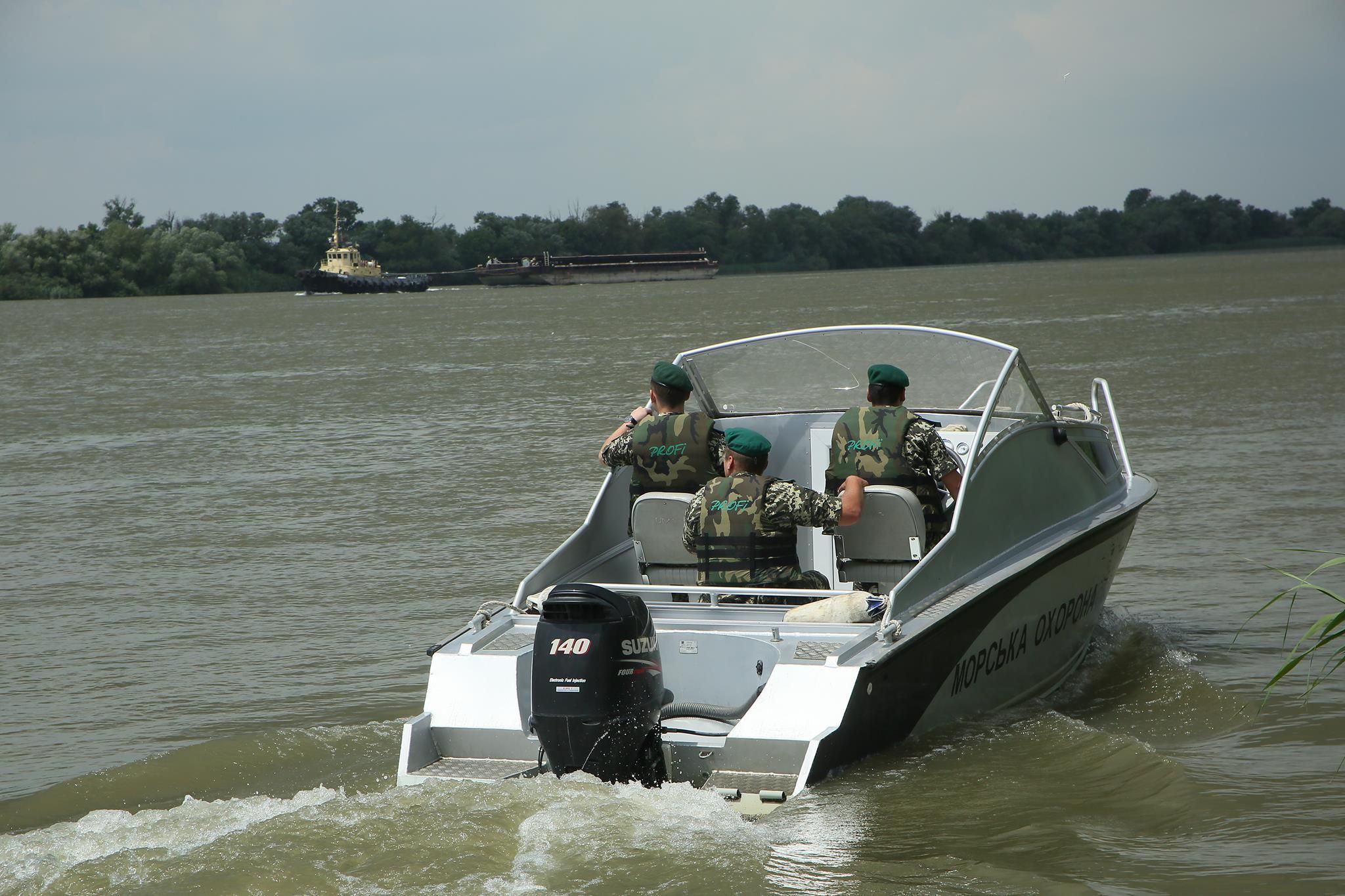 Сделки на миллионы: возмутительные факты о схеме "плавучих заправок" Сделки на миллионы: возмутительные факты о схеме "плавучих заправок"