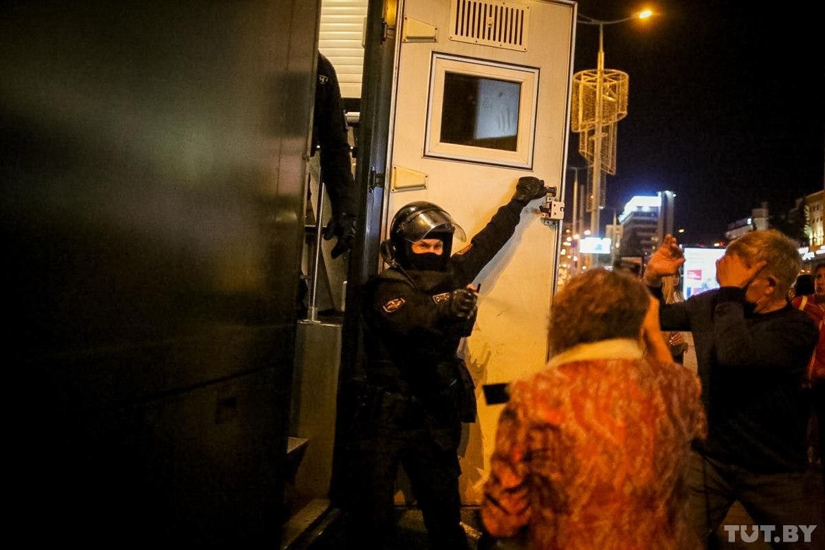 Розгін протестів у Мінську 23.09.2020: як рятували демонстрантів