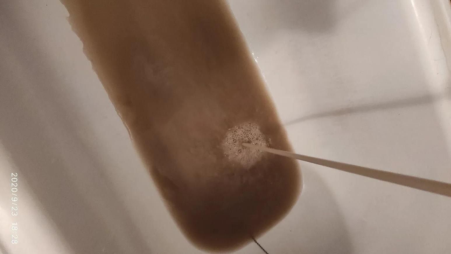 В Симферополе вместо воды из кранов потекли нечистоты фото и видео В Симферополе вместо воды из кранов потекли нечистоты фото и видео