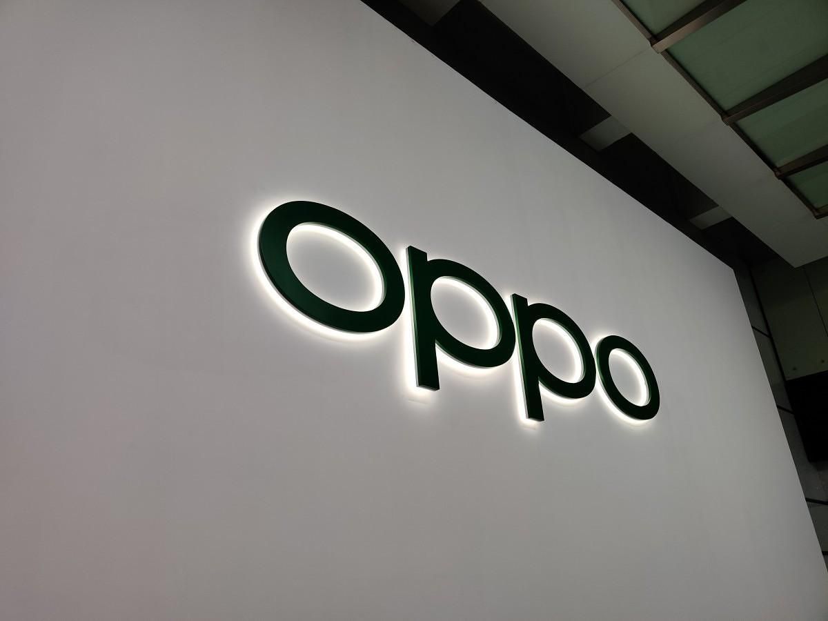 Oppo работает над первым смарт-телевизором: детали Oppo работает над первым смарт-телевизором: детали