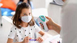 Учні, які контактували з хворим на COVID-19, можуть не проходити ПЛР-тест після самоізоляції