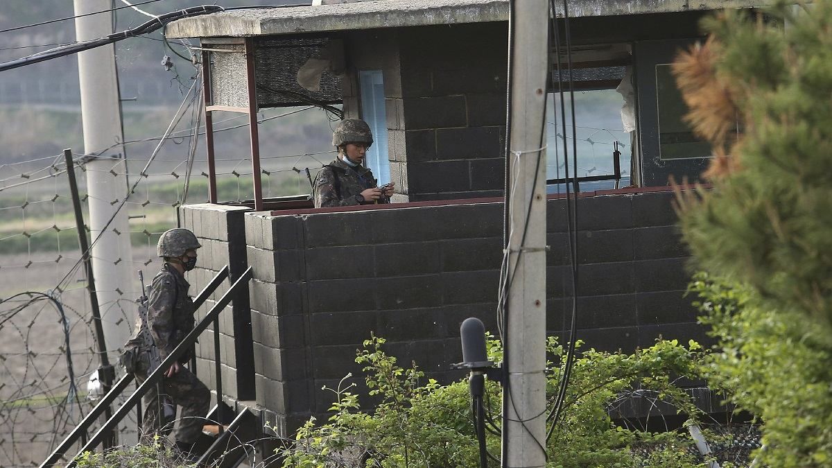 Войска КНДР убили южнокорейского чиновника: при чем здесь коронавирус