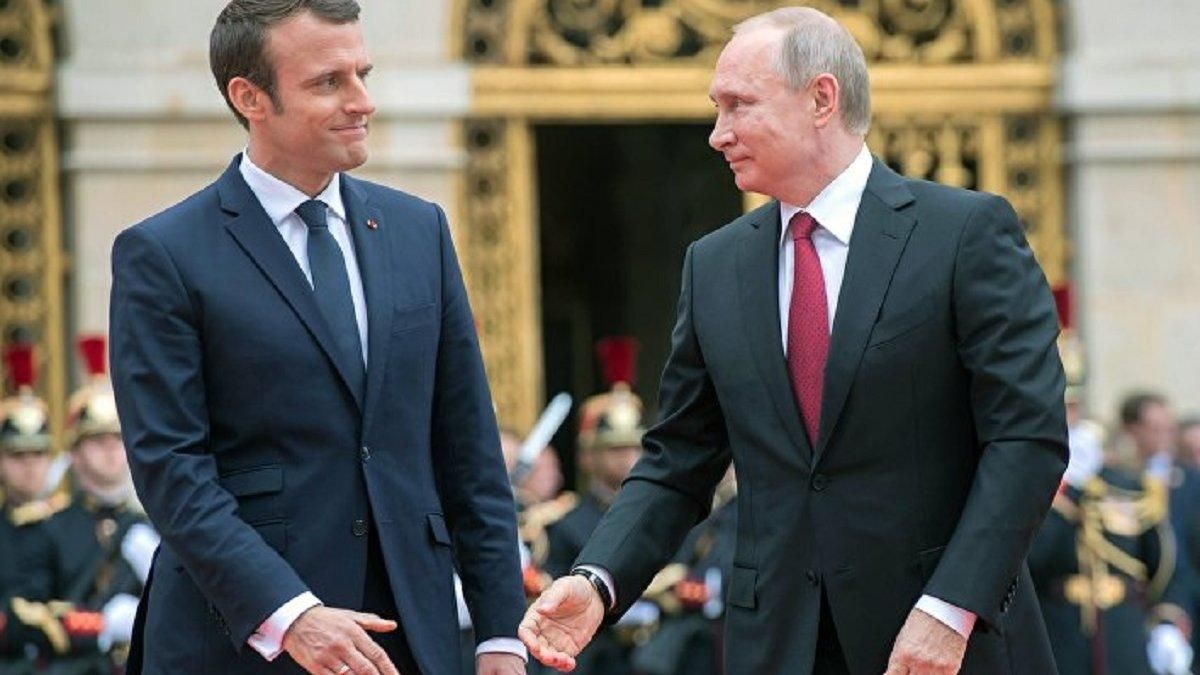 Во Франции расследуют слив разговора Путина с Макрона о Навального