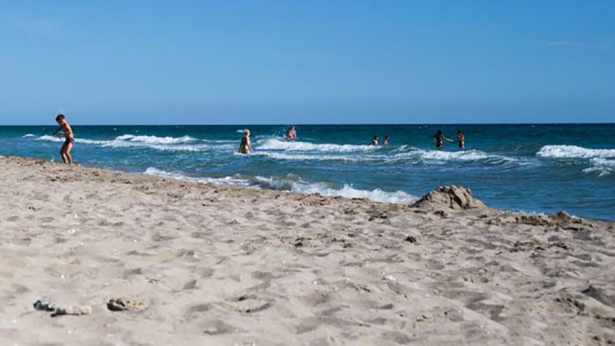 В Крыму власти отправляют детей в санаторий несмотря на COVID-19 В Крыму власти отправляют детей в санаторий несмотря на COVID-19