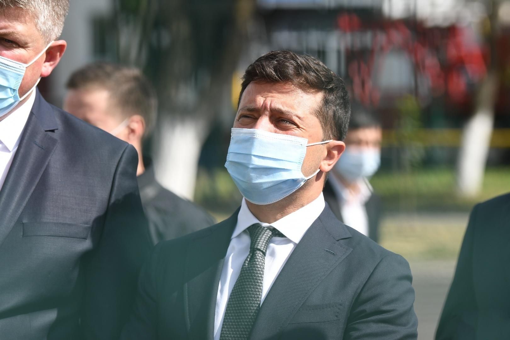 Зеленський внесе у Верховну Раду закон про податкову амністію Зеленський внесе у Верховну Раду закон про податкову амністію