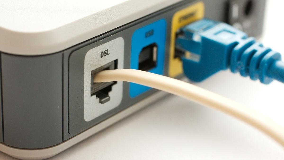 Старый ламповый телевизор больше года обваливал ADSL-соединение в целом поселке Старый ламповый телевизор больше года обваливал ADSL-соединение в целом поселке