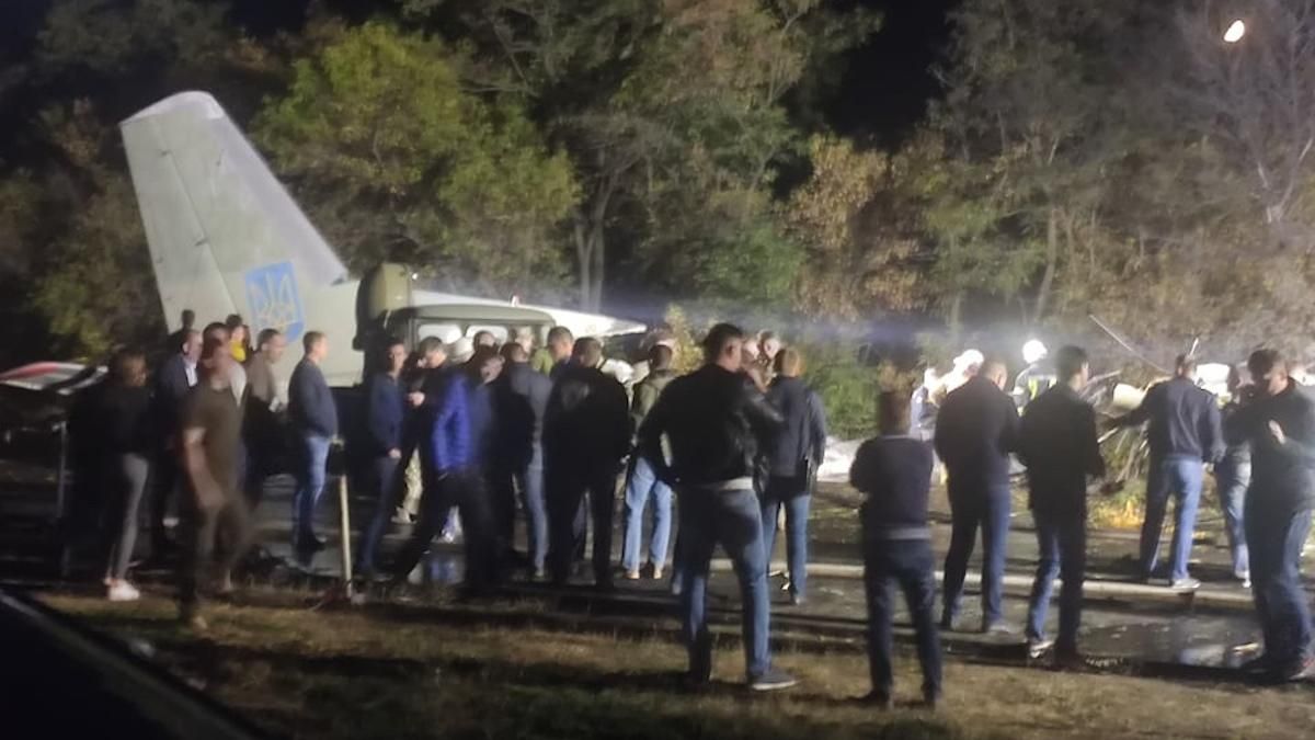 Разбился самолет с курсантами: что рассказали свидетели трагедии Разбился самолет с курсантами: что рассказали свидетели трагедии