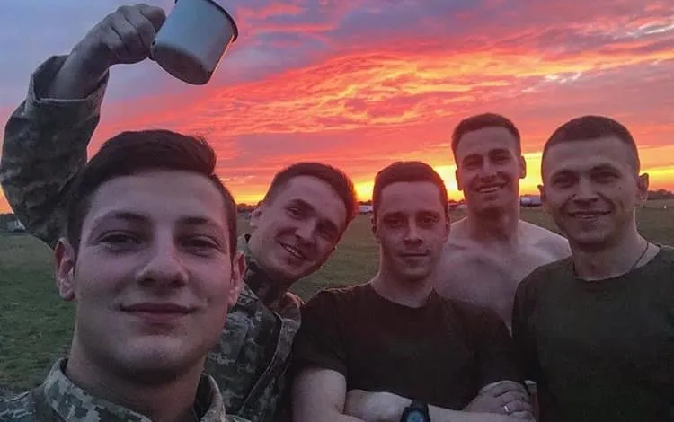 Курсанти, що були на борту авіакатастрофа біля Чугуєва Курсанти, що були на борту авіакатастрофа біля Чугуєва