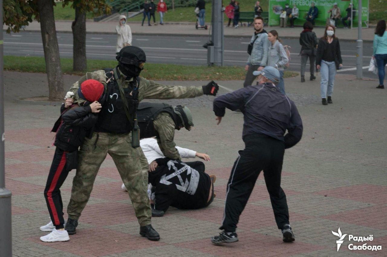 Силовики задержали более 340 человек во время "Народной инаугурации" Тихановской Силовики задержали более 340 человек во время "Народной инаугурации" Тихановской