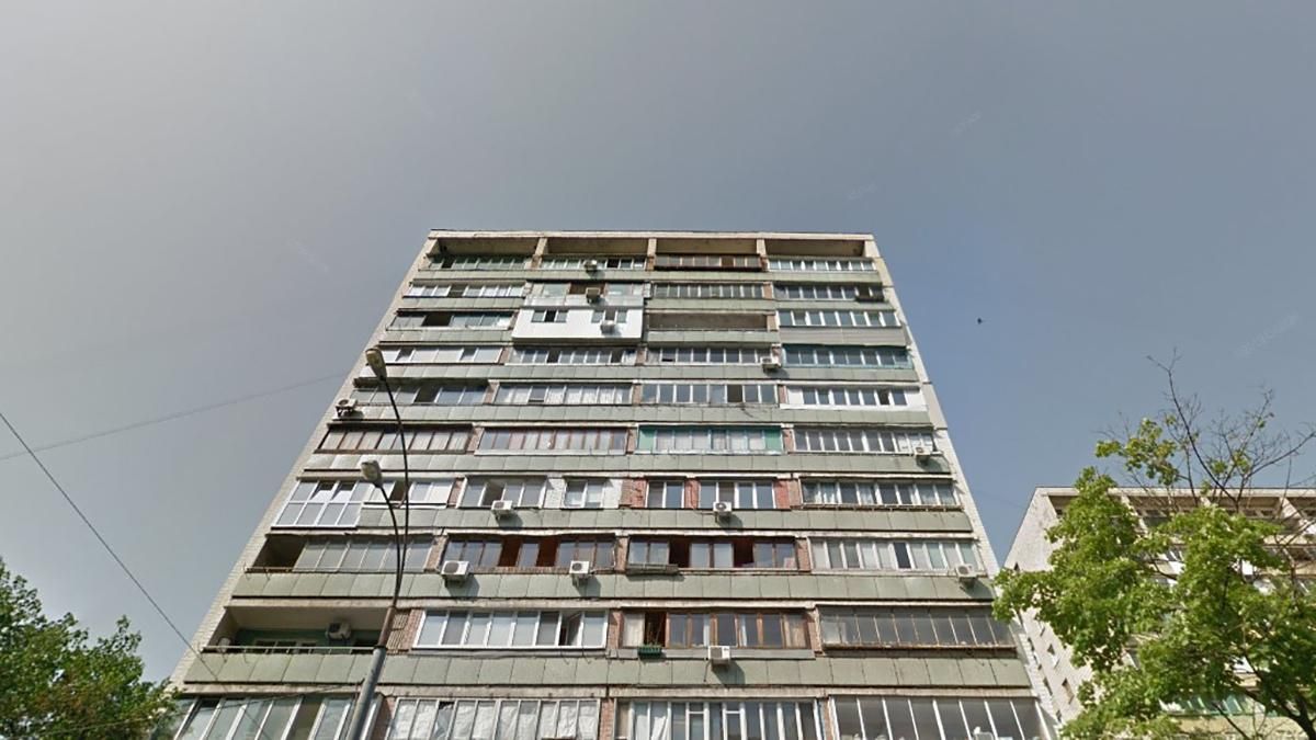 У Києві 28.09.2020 спалахнула пожежа у багатоповерхівці: відео У Києві 28.09.2020 спалахнула пожежа у багатоповерхівці: відео