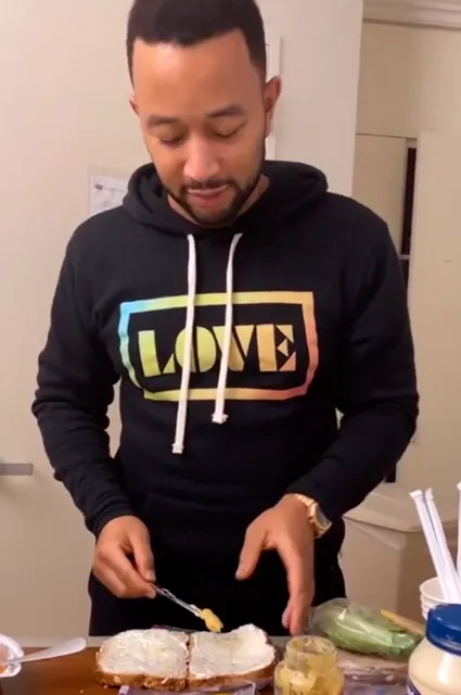 Джон Ледженд Джон Ледженд