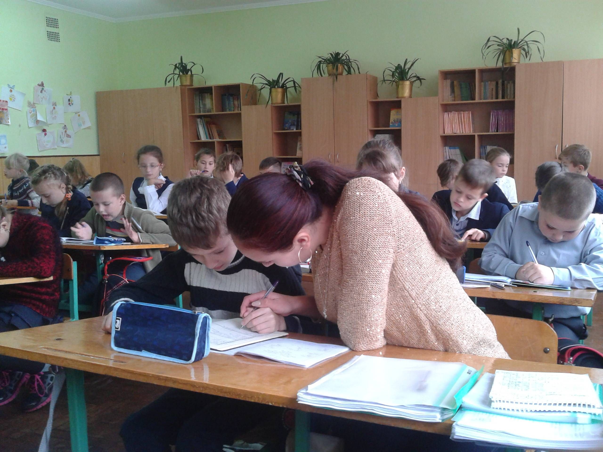 Что должен делать ассистент учителя в инклюзивном классе: обязанности Что должен делать ассистент учителя в инклюзивном классе: обязанности