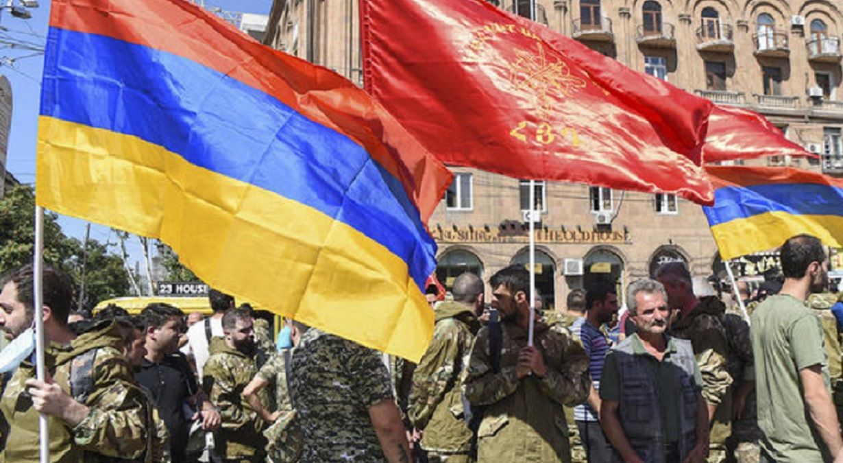 Вірменія заявила про підготовку до довготривалої війни з Азербайджаном Вірменія заявила про підготовку до довготривалої війни з Азербайджаном