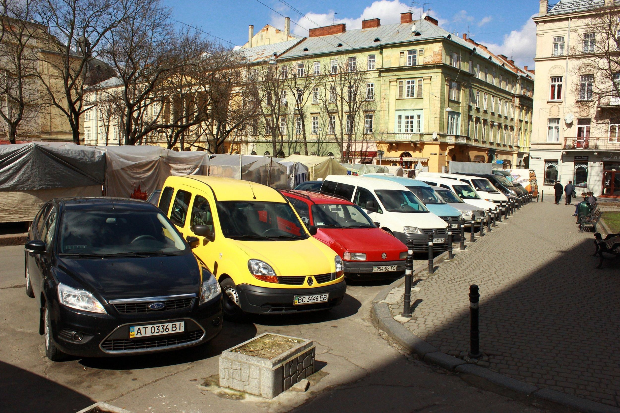 В МВС закликали не платити викрадачам автомобілів за повернення транспорту