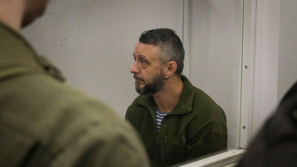 Обвинуваченому за справою Шеремета Антоненку суд не змінив запобіжний захід і залишив його під вартою